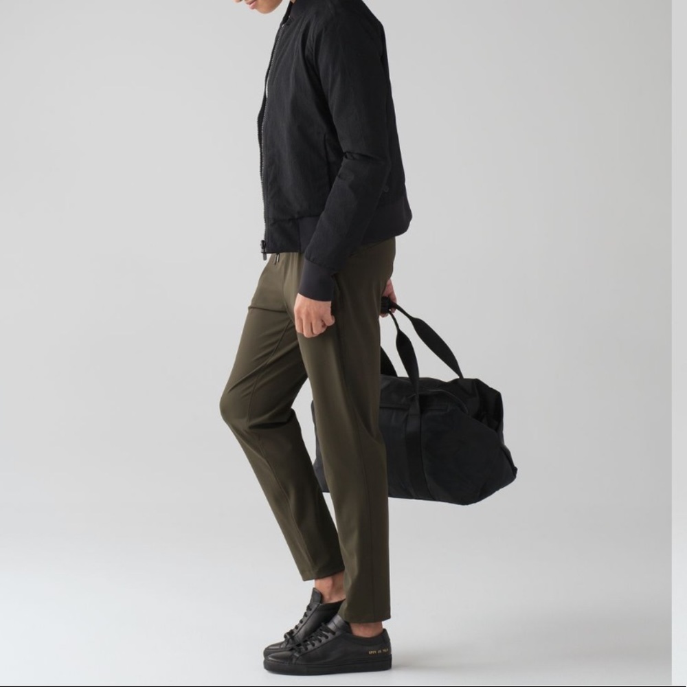Lululemon On The Fly Pant 12